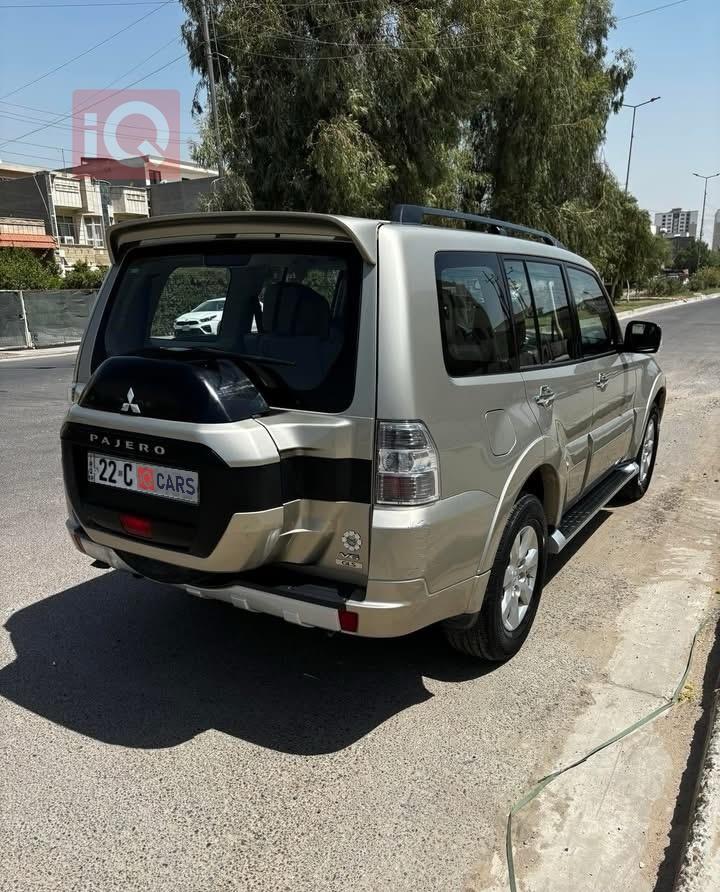 ميتسوبيشي باجيرو